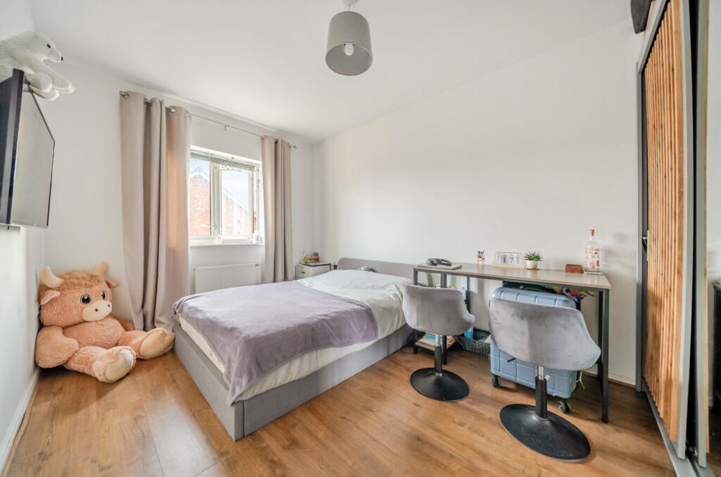 1386349-17-694282...