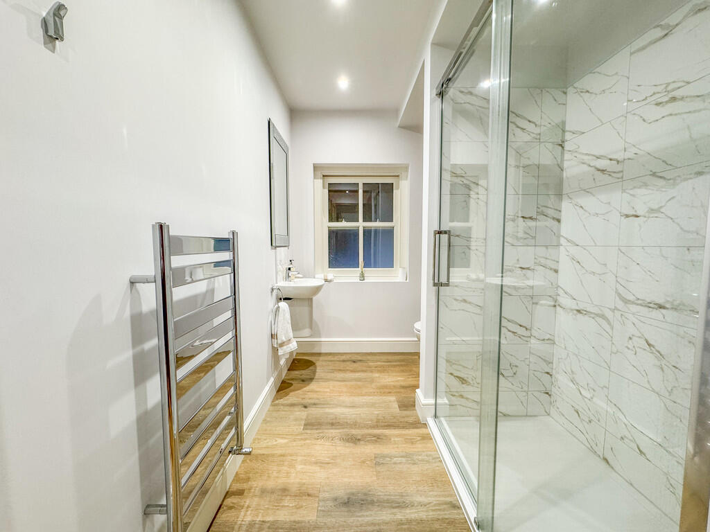 gf shower room