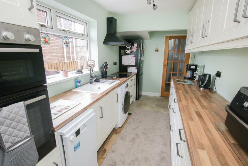 EXTENDED KITCHEN