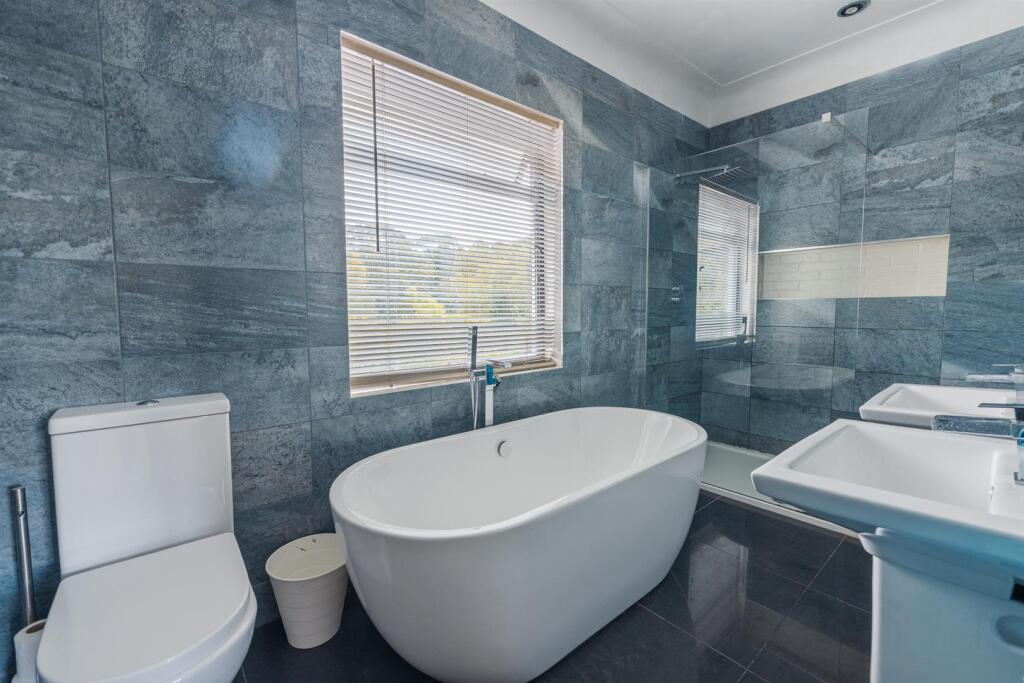 13 Chester Rd-72.jpg