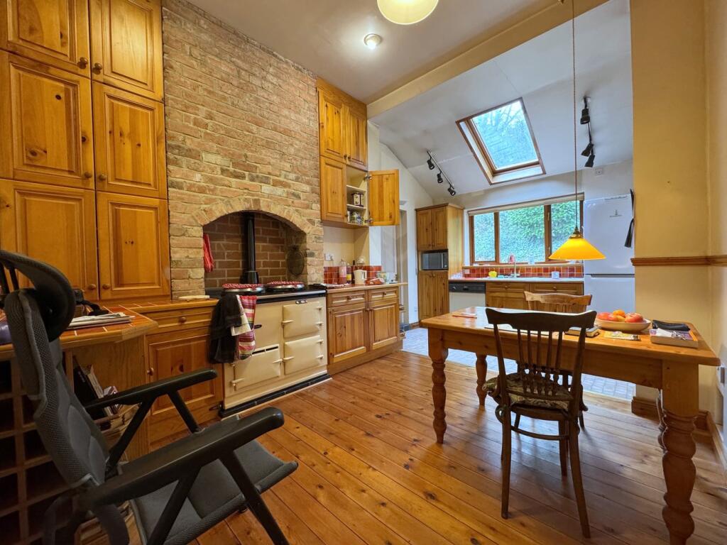 Kitchen/Breakfast Room