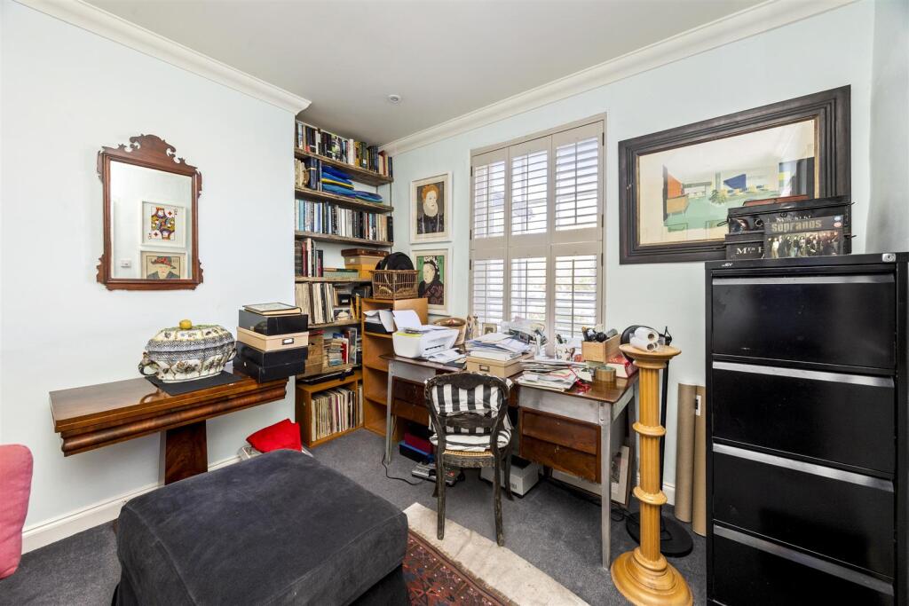 Ambrose Place, 4_4a-012.JPG