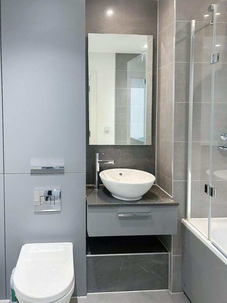 Master Ensuite