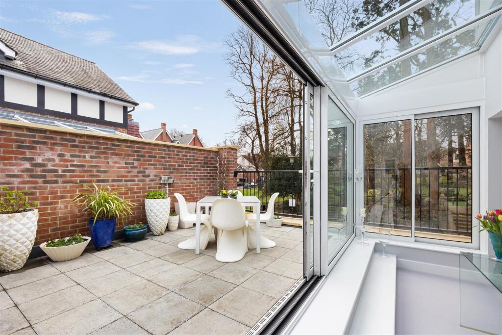 25 Uplands Road Guildford -26.jpg