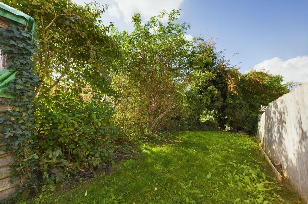 CAM02545G0-PR0263-STILL005