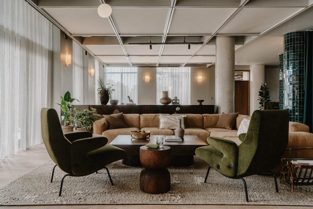 Ground Floor Lounge