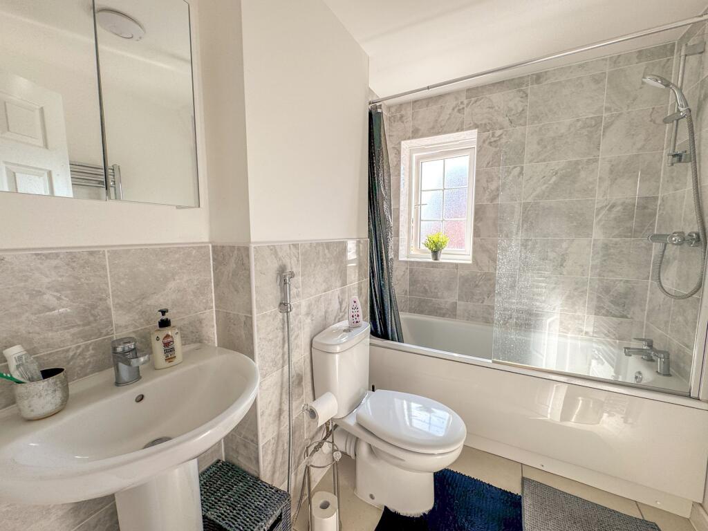Main Bathroom