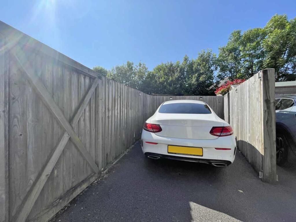 Cobham Close 49 - Parking.jpg