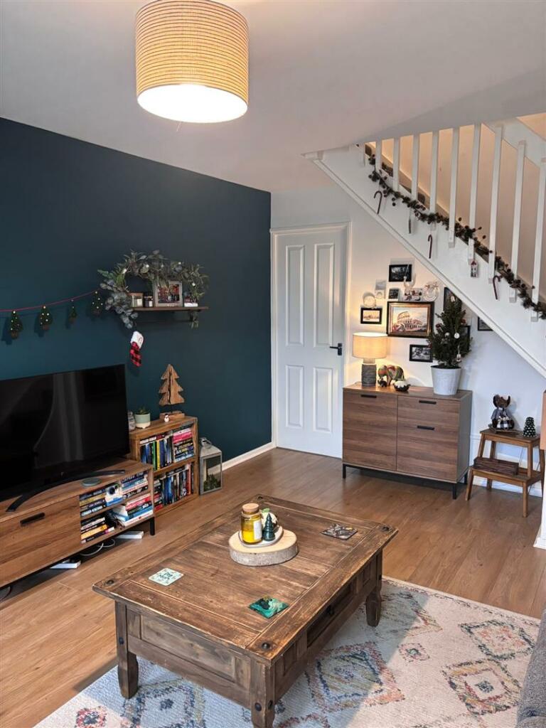 WhatsApp Image 2024-12-10 at 14.28.25 (1).jpeg