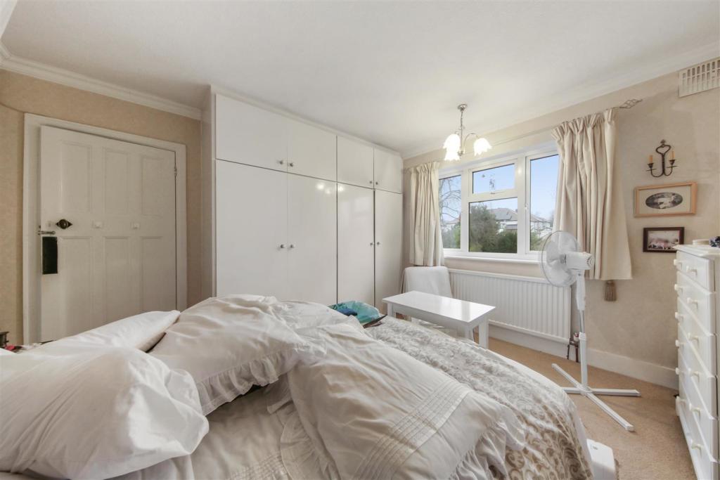 6 Pasture Close - SovWBuTDAu5FhGsOMyr7.jpg