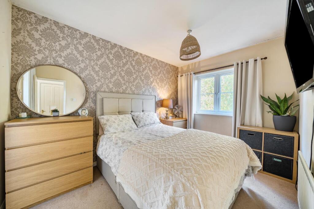 Principle bedroom.jpg