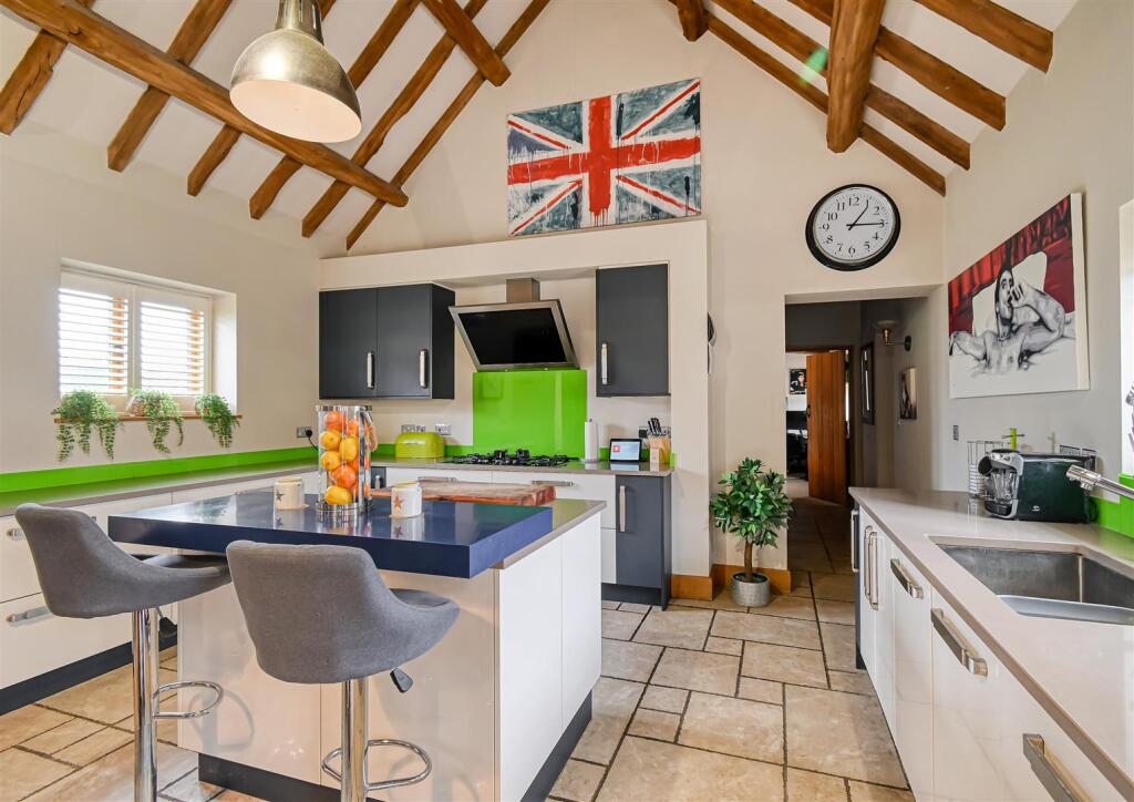 Clee View Barn-4.jpg