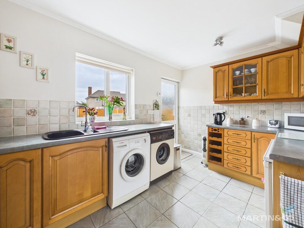 CAM03111G0-PR0366...