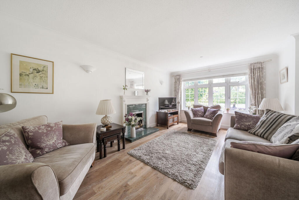 1304901-16-6846f9...