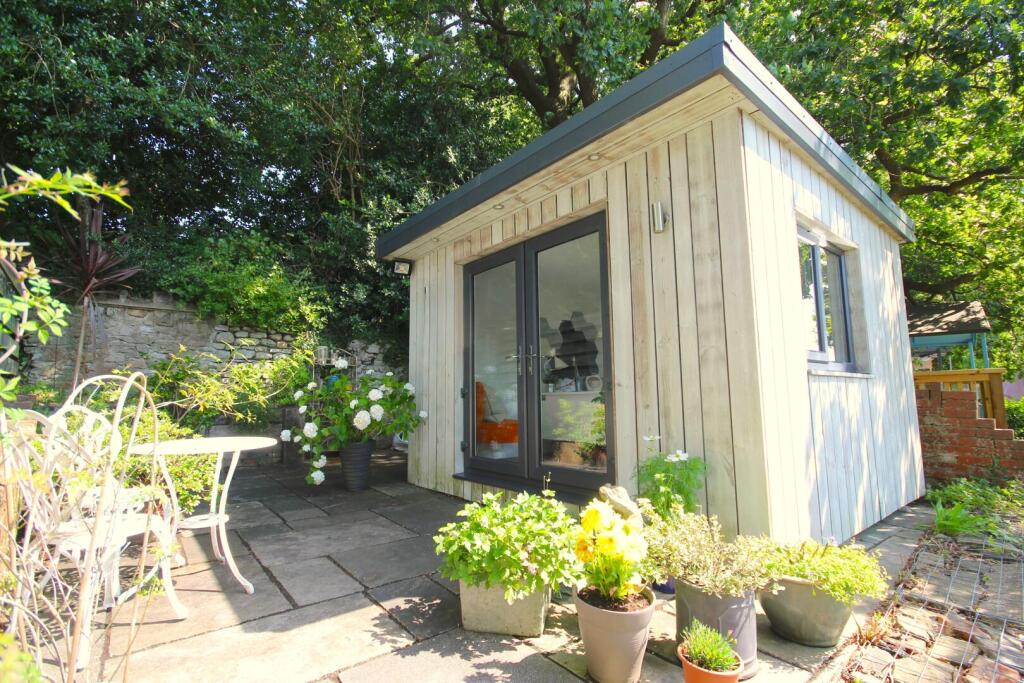 Outbuilding