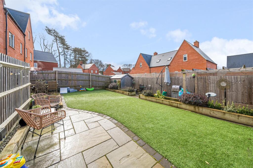 4 Sedgefield Drive, Towcester