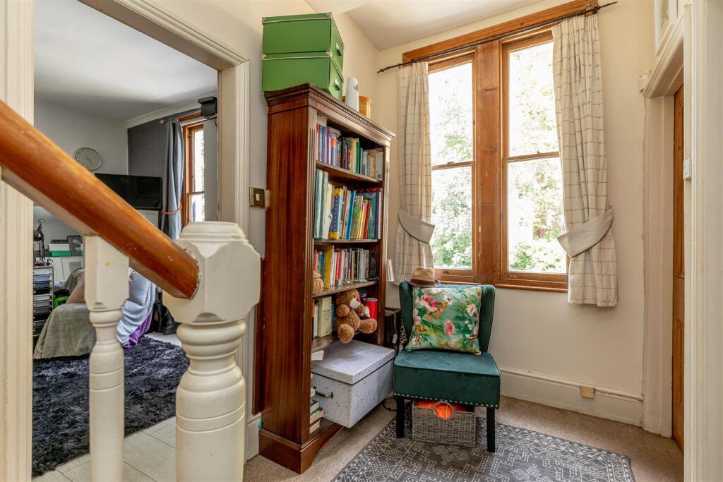 1 Brynland Avenue First Floor Hallway