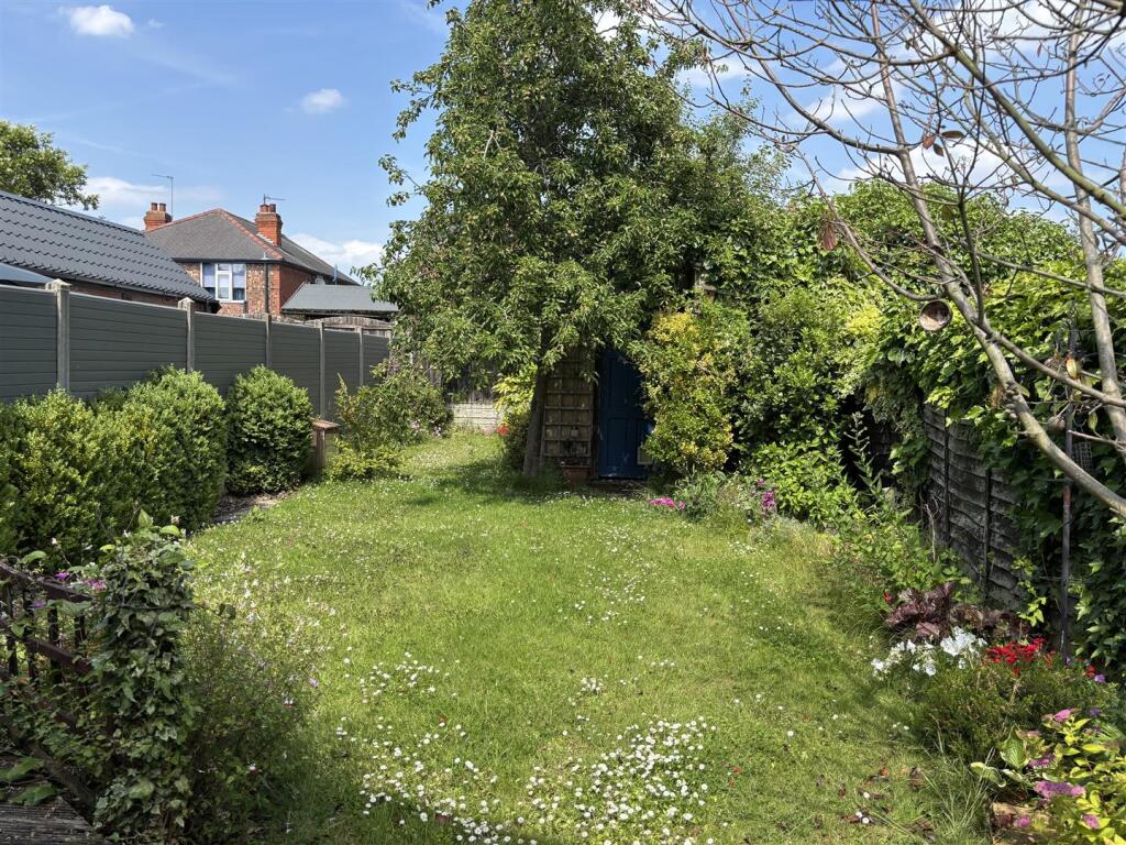 IMG_0956 Garden.jpg