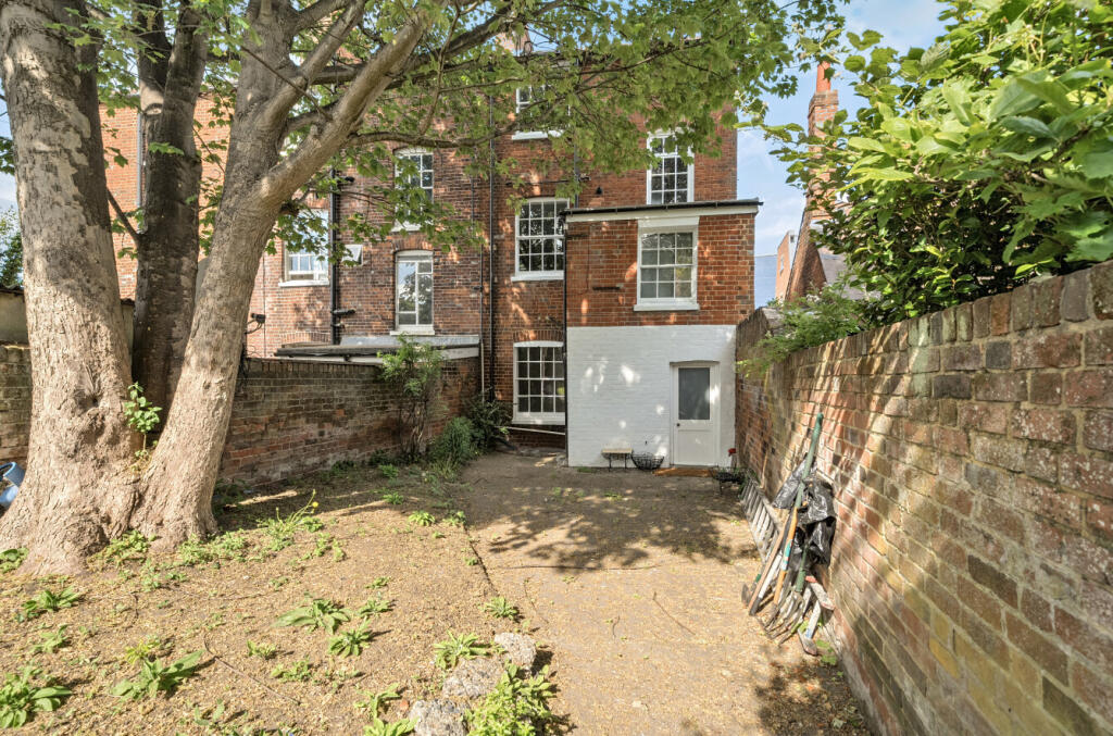 1297044-19-682ca8...