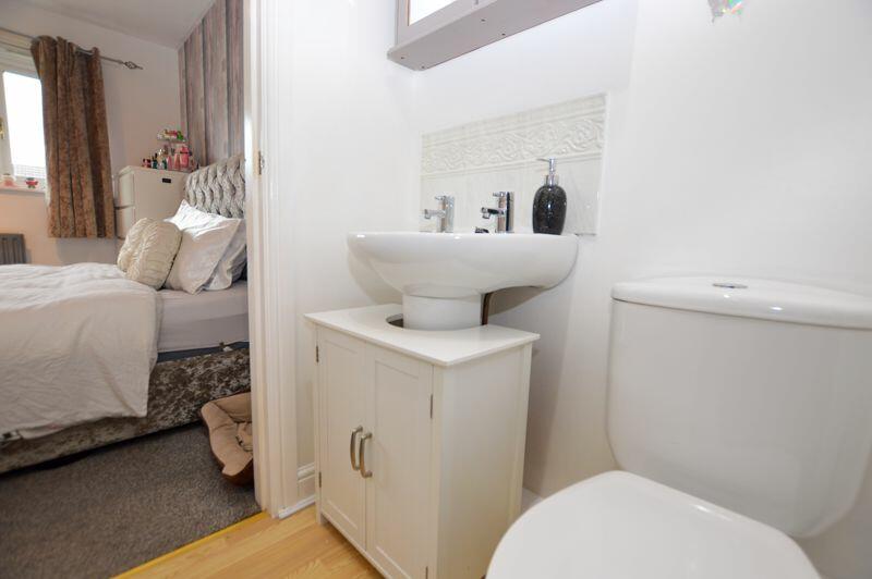Ensuite