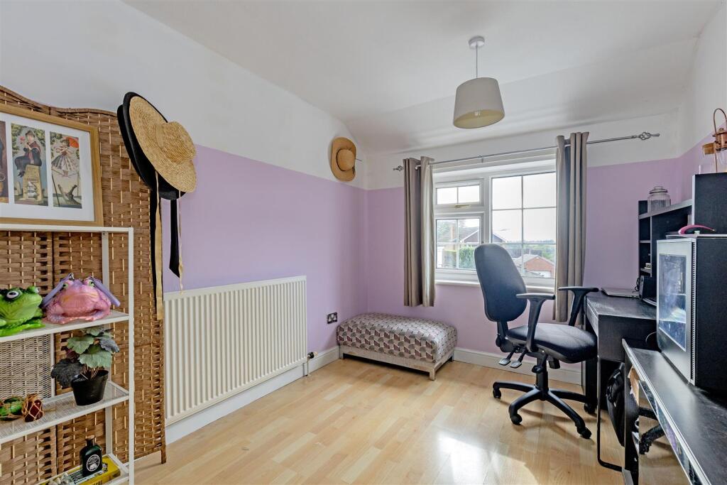 Bedroom 2-1.jpg