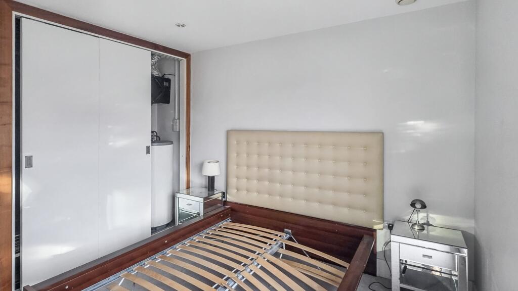 Flat 8 City View Apartments, 29A Saffron Hill, London EC1N 8AG