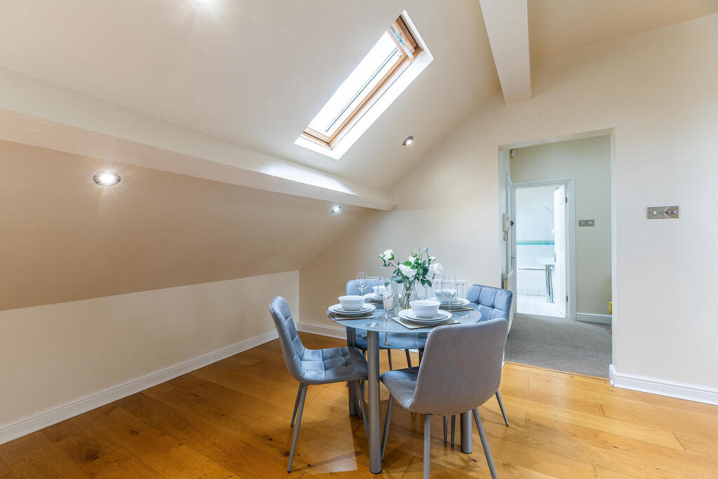 7 Redcliffe Road ...