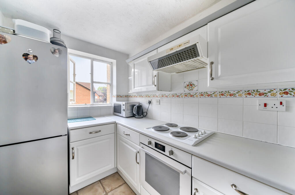 1346136-2-68b1c60...