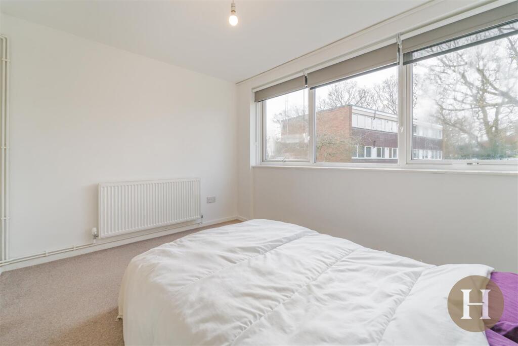 Hadleigh Estate Agents-23.jpg