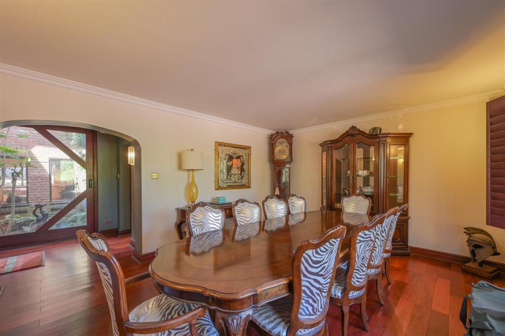 Court Manor (31 of 60).jpg