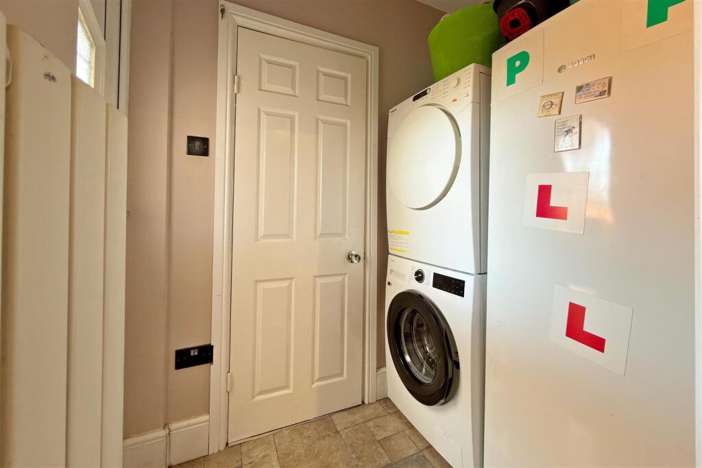 Laundry Lobby