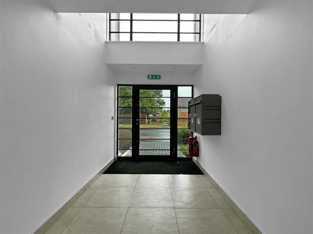 hallway.jpg
