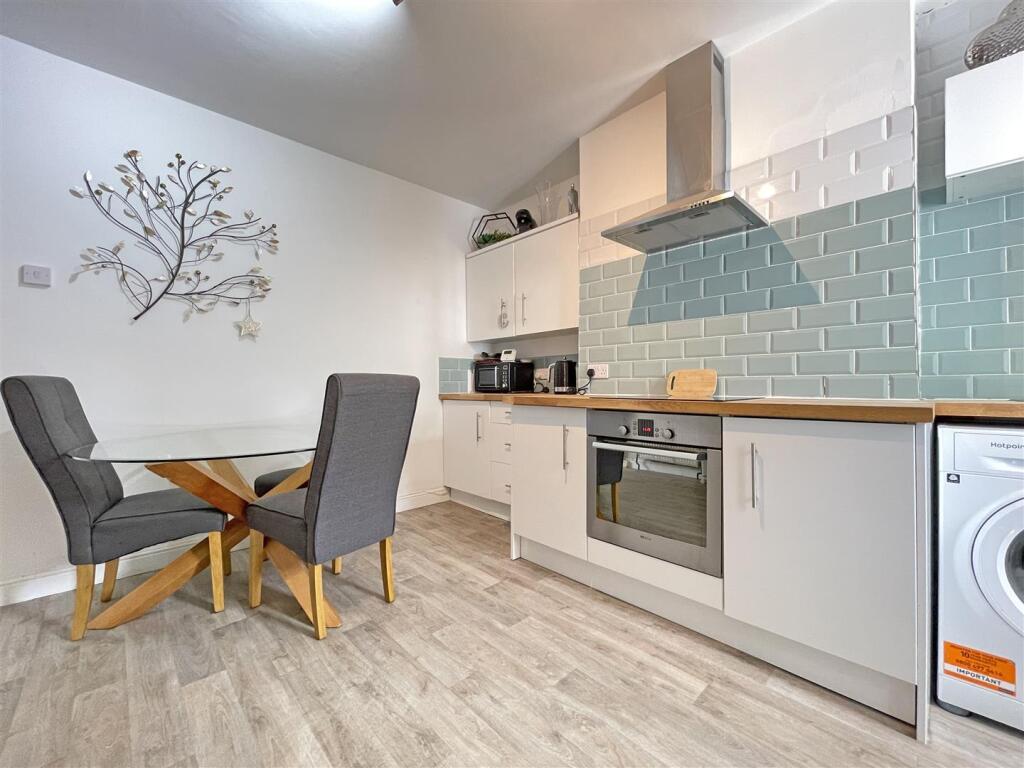 Victory Street 16 - Kitchen.jpg