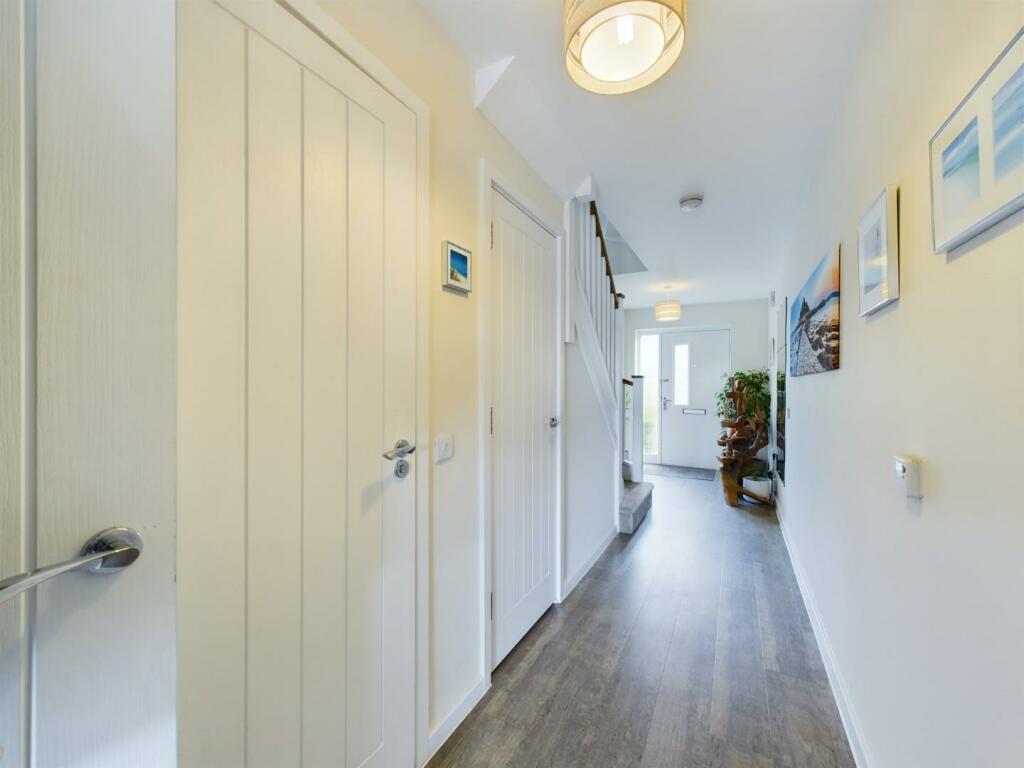 G. Floor Hallway.jpg