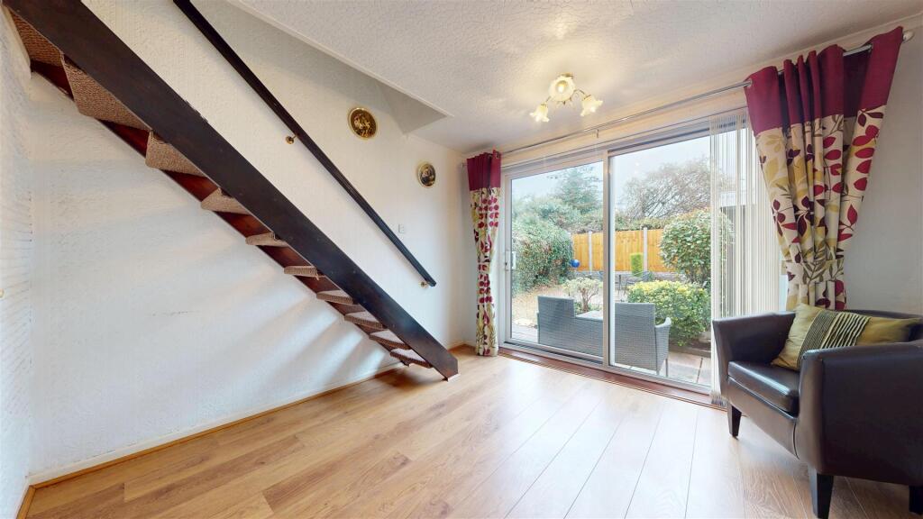 Cranshaw Avenue, Reception Room