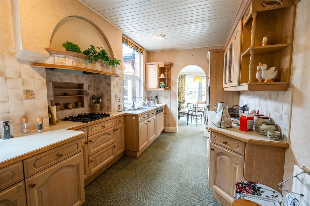 Kitchen (2)