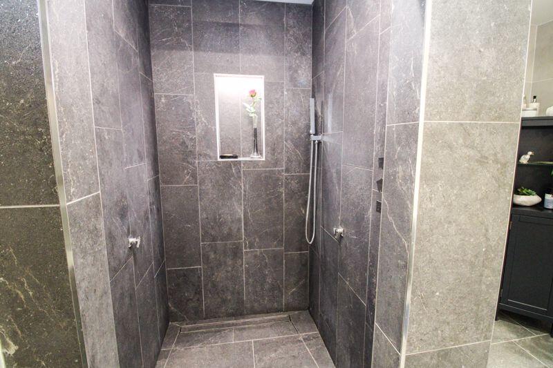 Walk-in Shower
