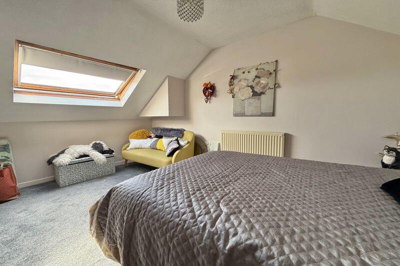 Upstairs Bedroom 2