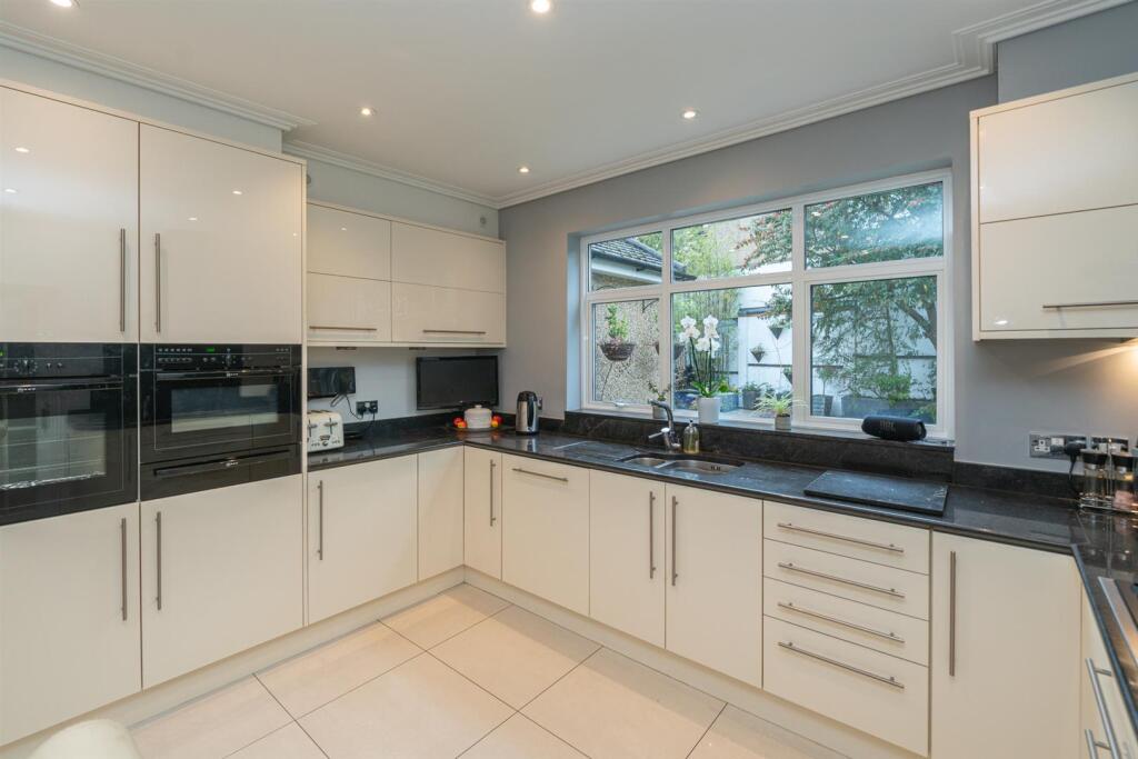 Kitchen/dining room