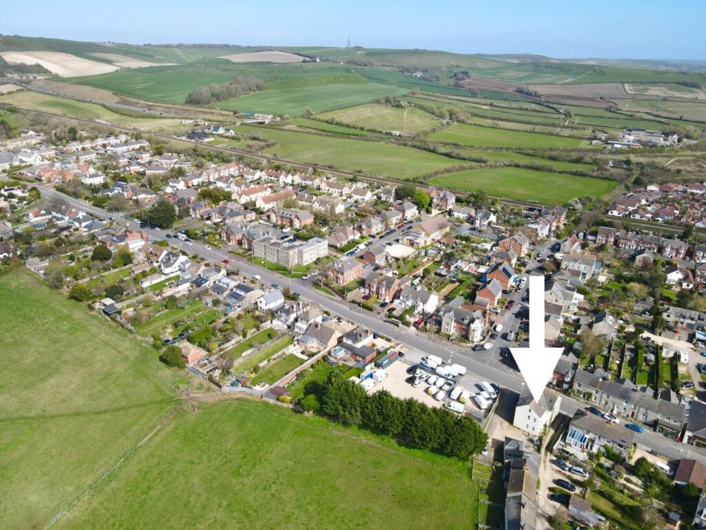 dji_fly_20250330_143558_328_1743341769583_photo.jp