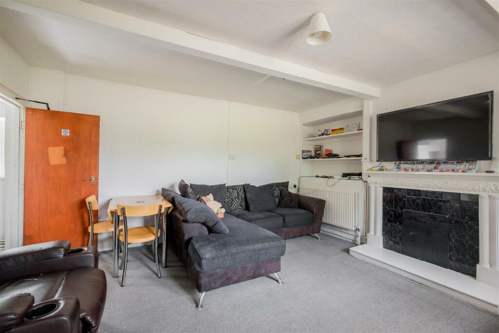 Kitchen/Living Room