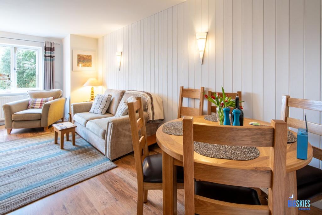 Sitting / Dining Room