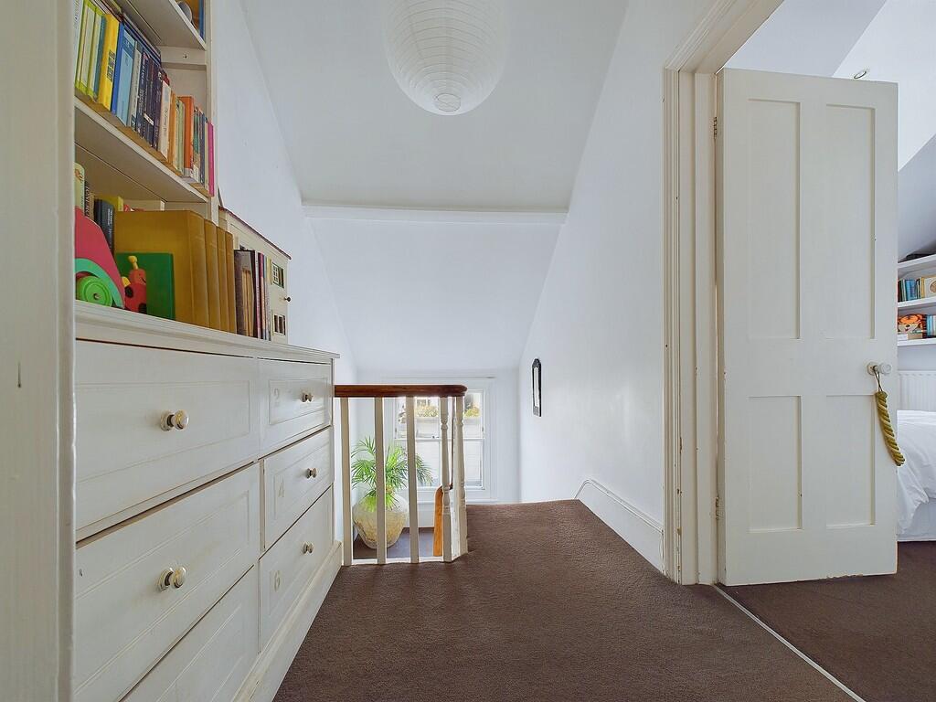 CAM03519G0-PR0146...