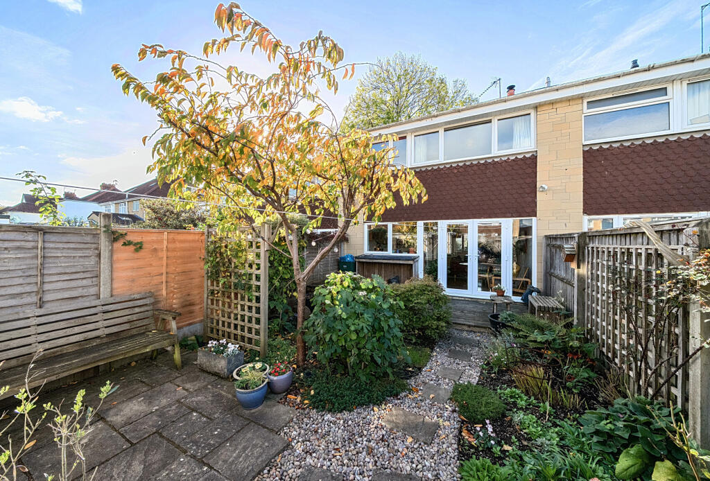 1373316-3-68ff4f6...