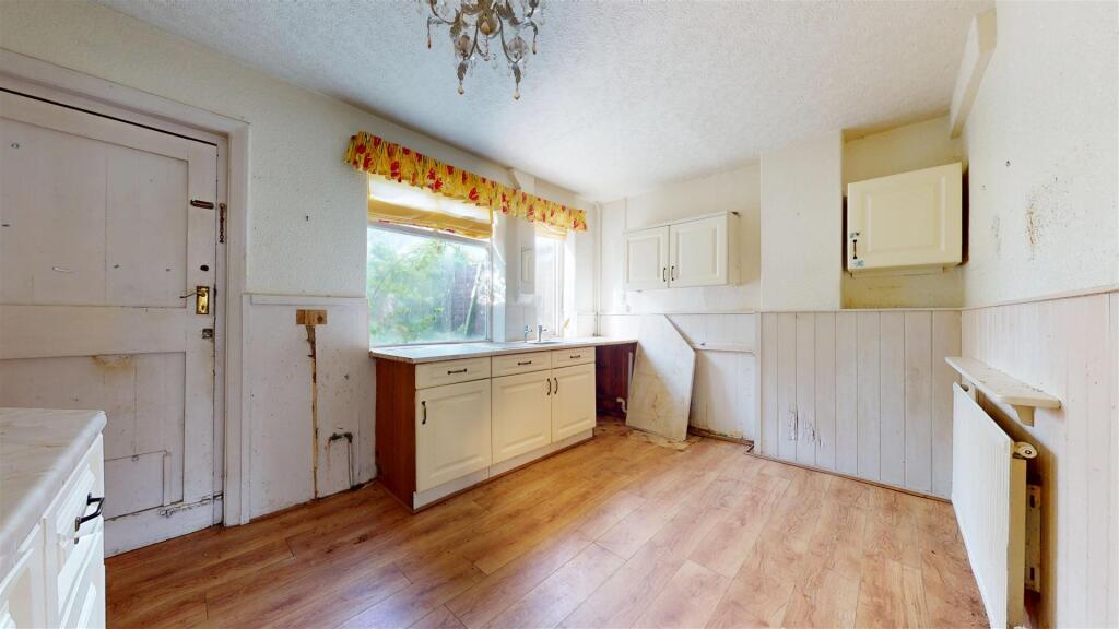 The Crescent Kitchen