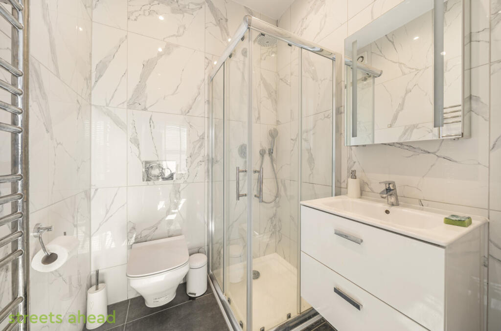 1740456f-9ae0-4cd...