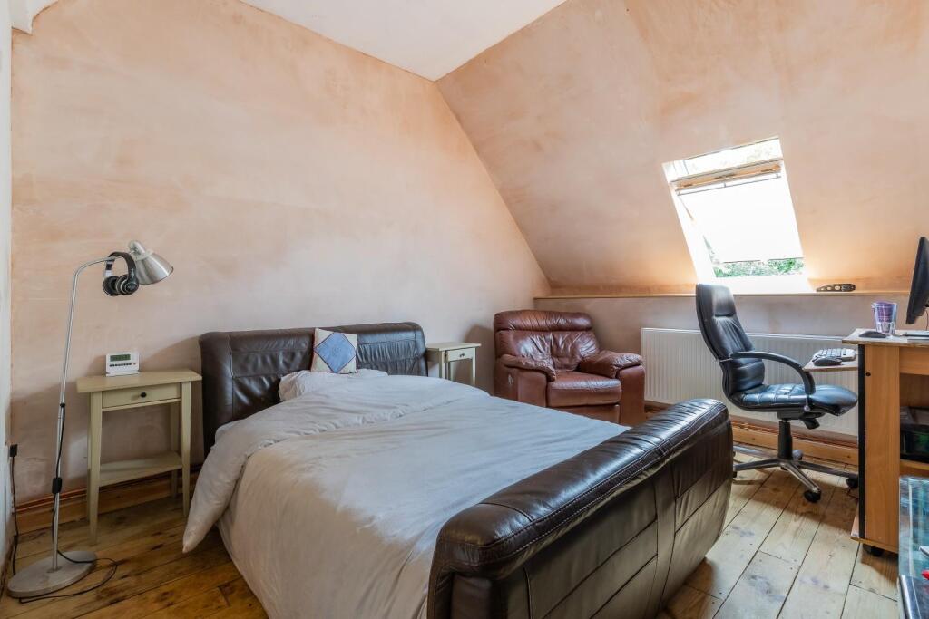 The Old Granary-6.jpg