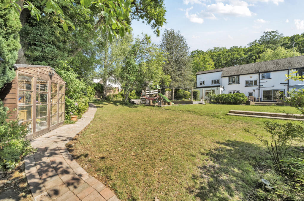 1295987-6-68276b6...