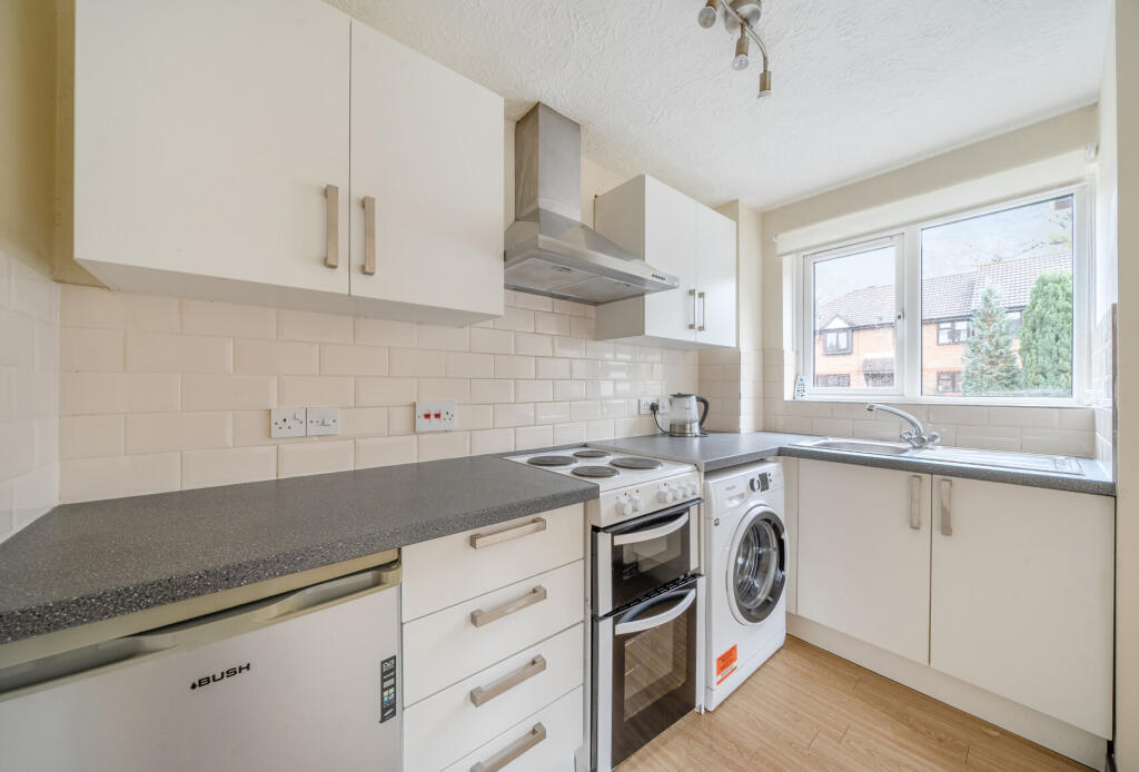 1371248-15-68f61a...