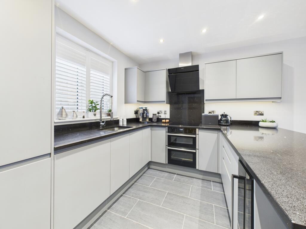 Kitchen Living Area 